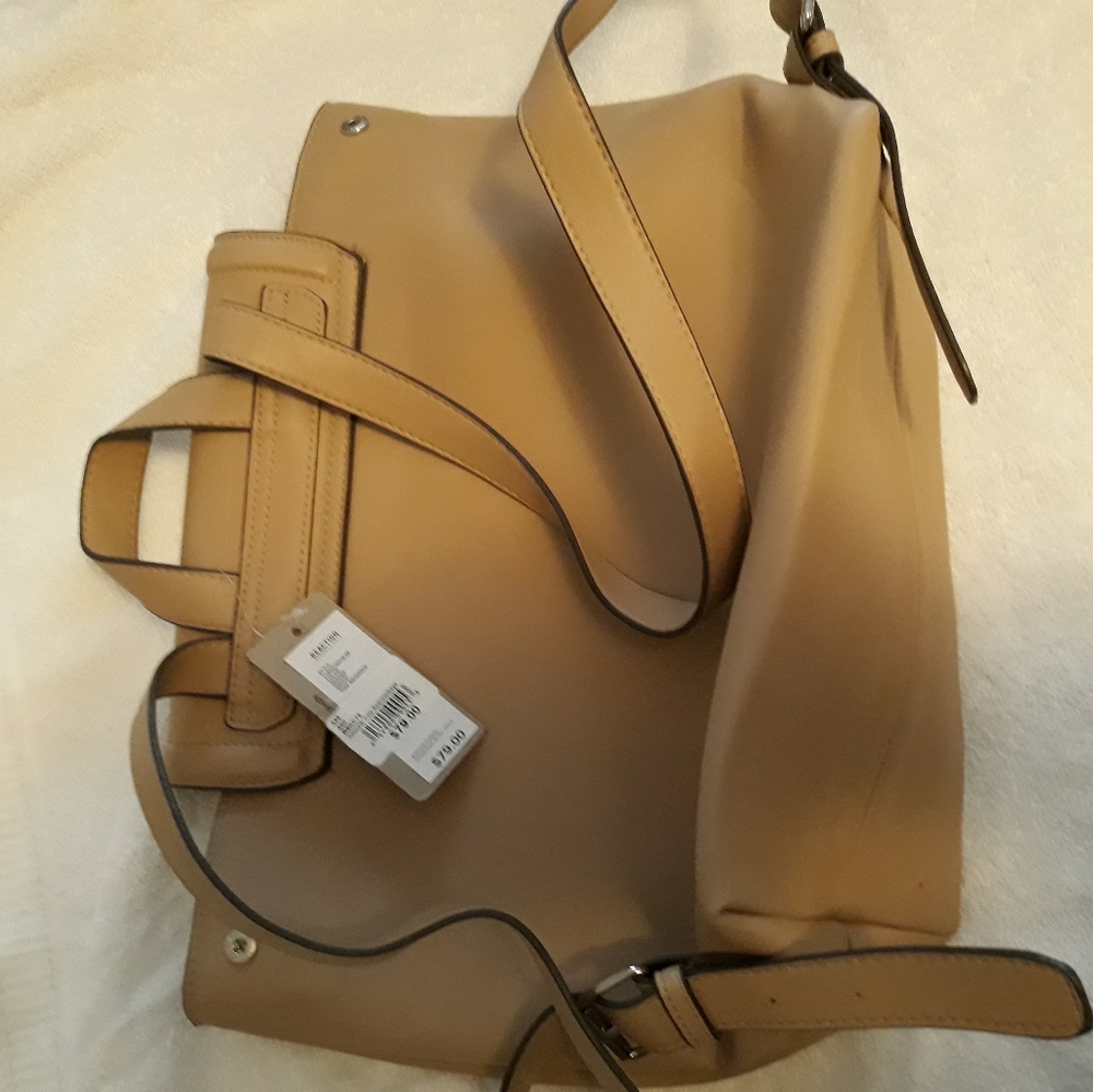 HOST PICK NWT Kenneth Cole Reaction backpack purse - Picture 3 of 6